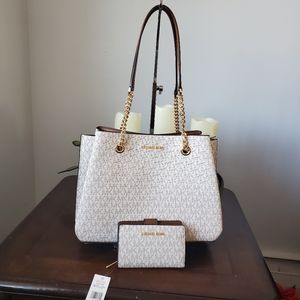 Michael kors bag with wallet.